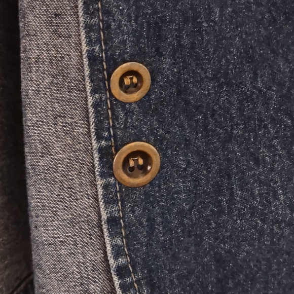 Vintage 1990s Long Liz Wear Denim Jacket with Wood Toggle Buttons size small - Picture 3 of 10